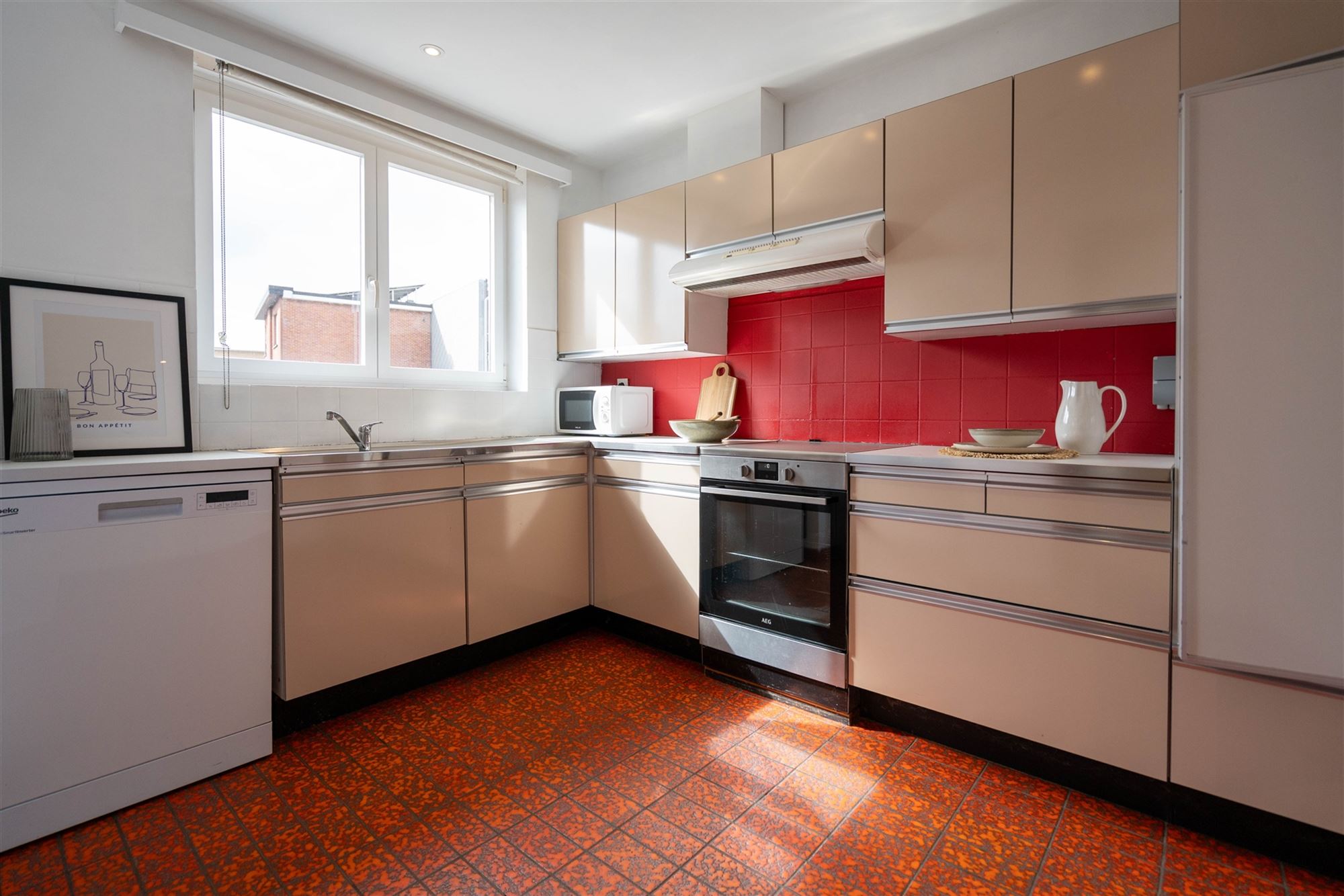 Ruime bel-étage woning met garage! - foto 4