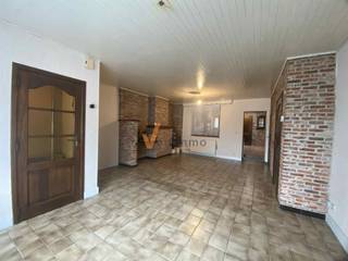 Te renoveren woning met karakter, tuin en optionele garage hartje St. JobIn het centrum van St. Job, op een toplocatie met alle voorzieningen binnen...