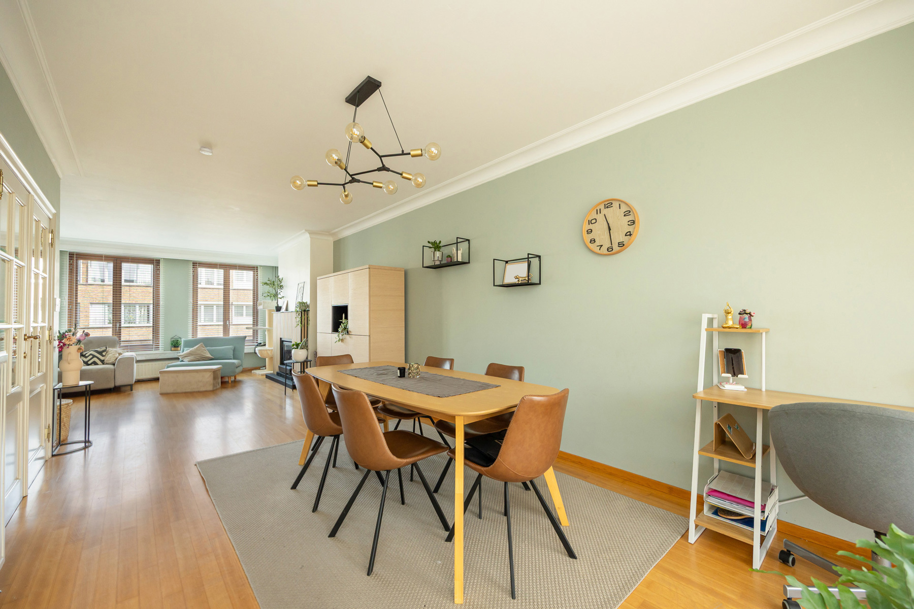 Ruime woning met 3 aangename slaapkamers, garage en tuin - foto 5