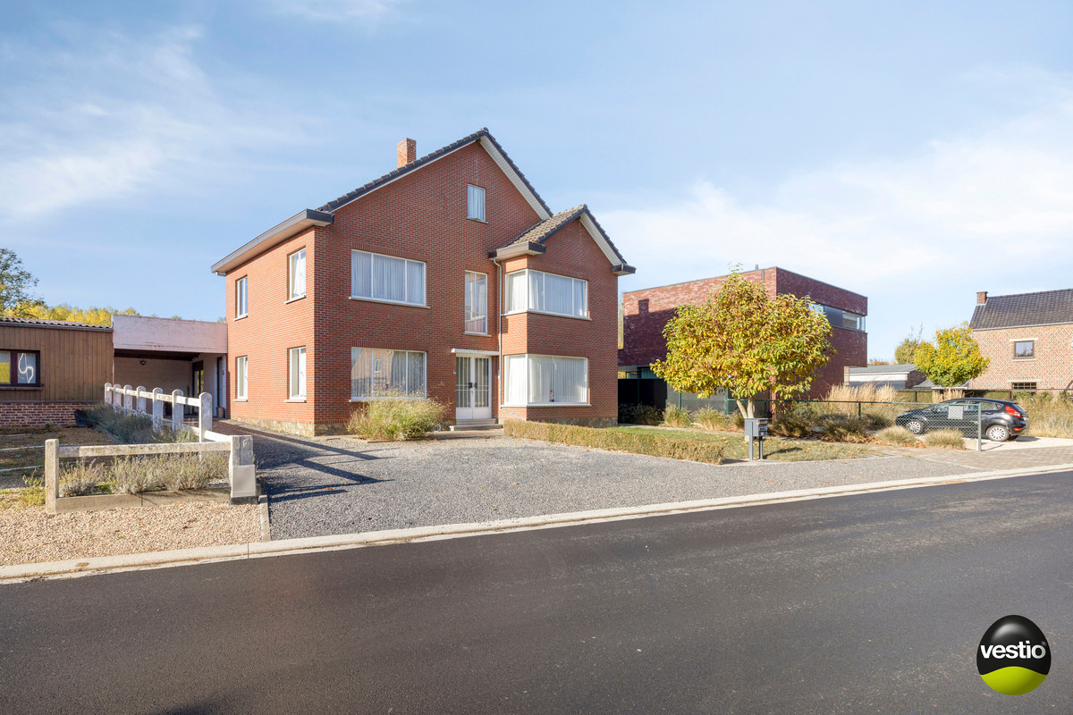 House for sale in Bilzen-Hoeselt with 4 bedrooms - photo 1