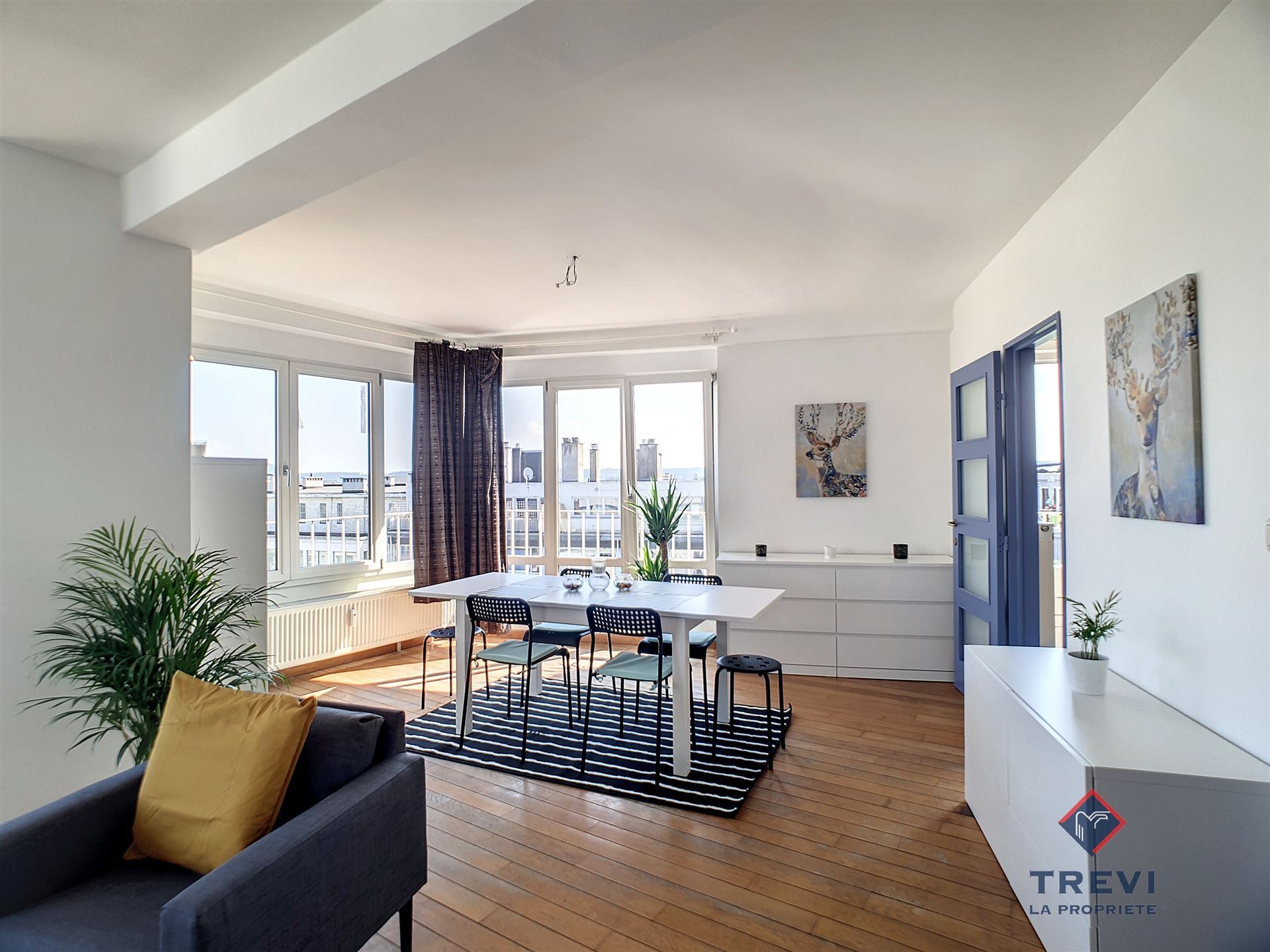 Appartement te huur in Charleroi met 3 slaapkamers - foto 5