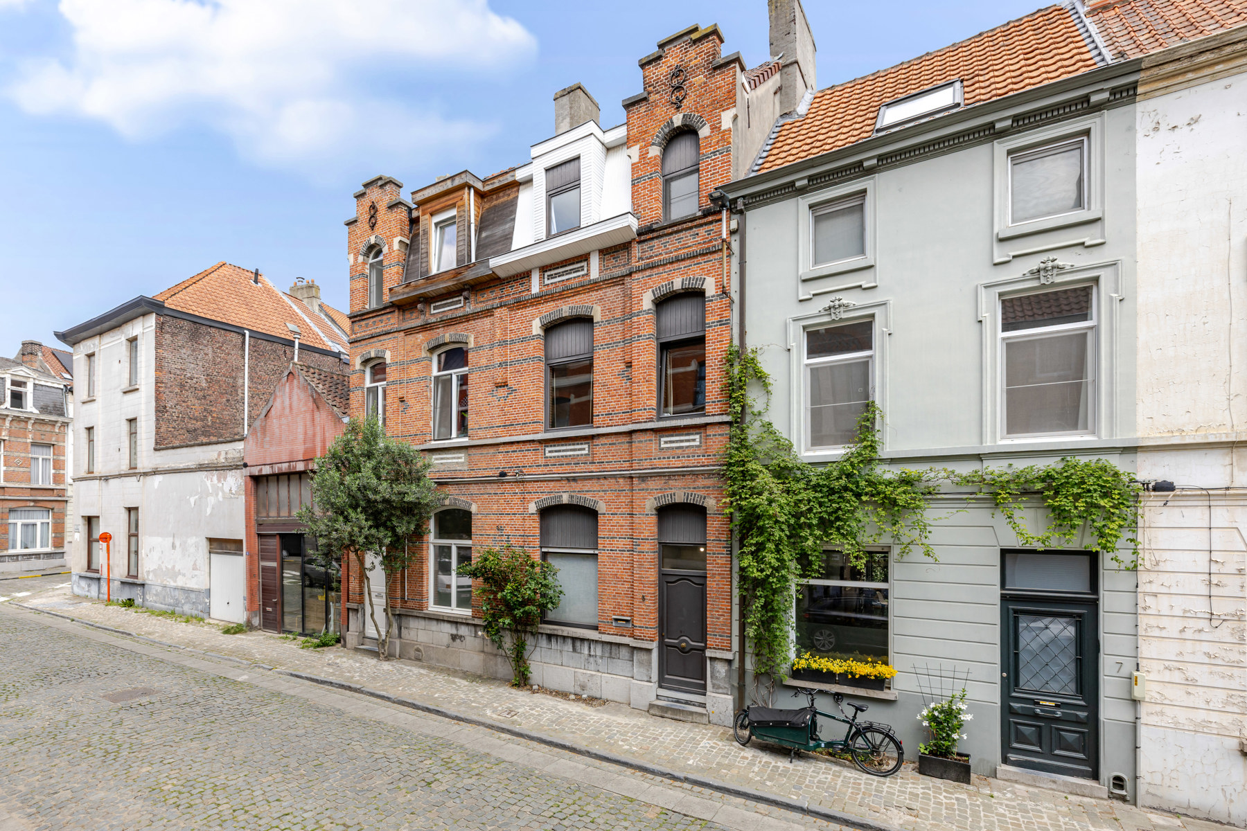 Instapklare, lichtrijke rijwoning nabij het centrum van Gent - foto 4