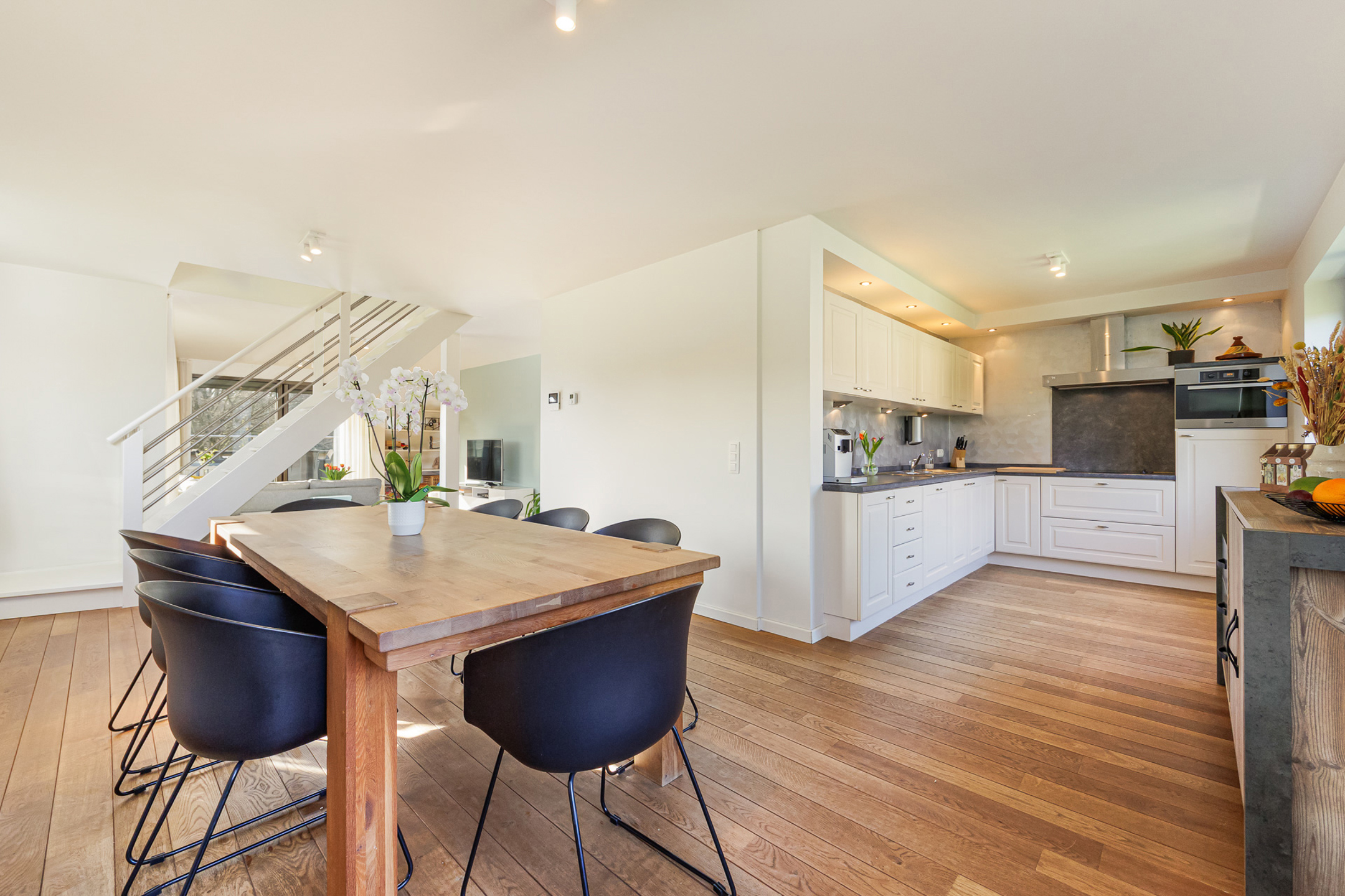 Duplex appartement 134 m² met 2 terrassen en grote garage. - foto 3