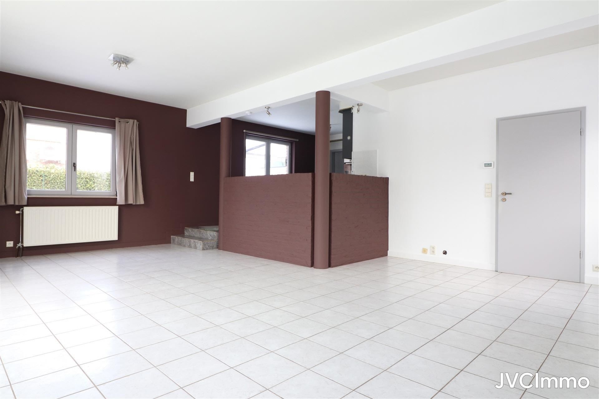 Villa 4F 3 chambres avec beau jardin et garage - photo 4