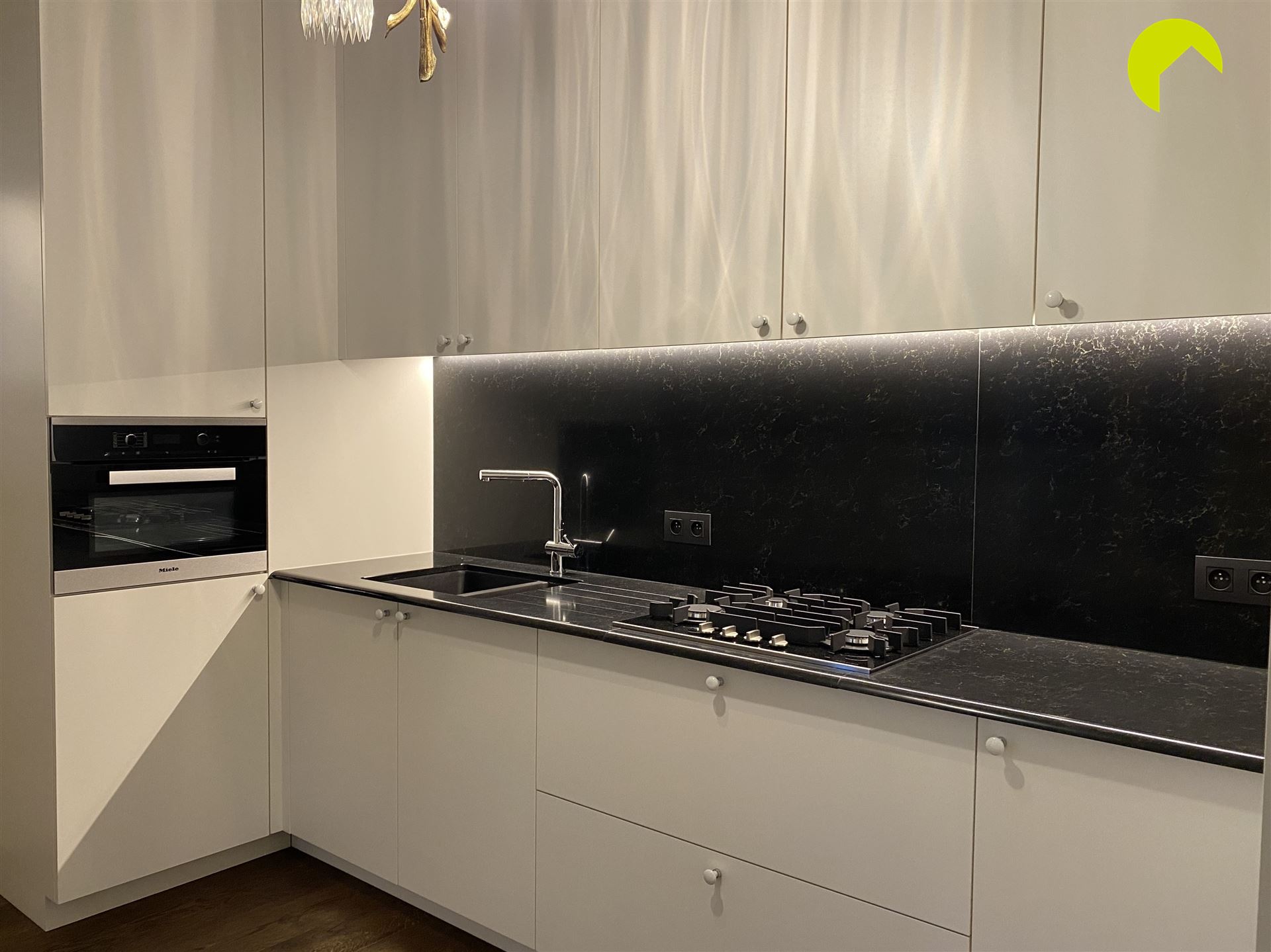 Charmant en lichtrijk 1-slaapkamer appartement - foto 5