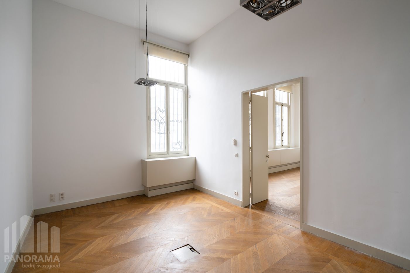 Karaktervolle kantoorruimte van 231 m² in hartje Antwerpen - foto 3