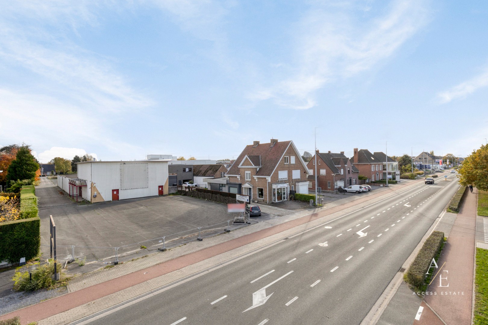 Commercieel gelegen grootwarenhuis op 4.255 m² (Kortrijksesteenweg) - foto 2