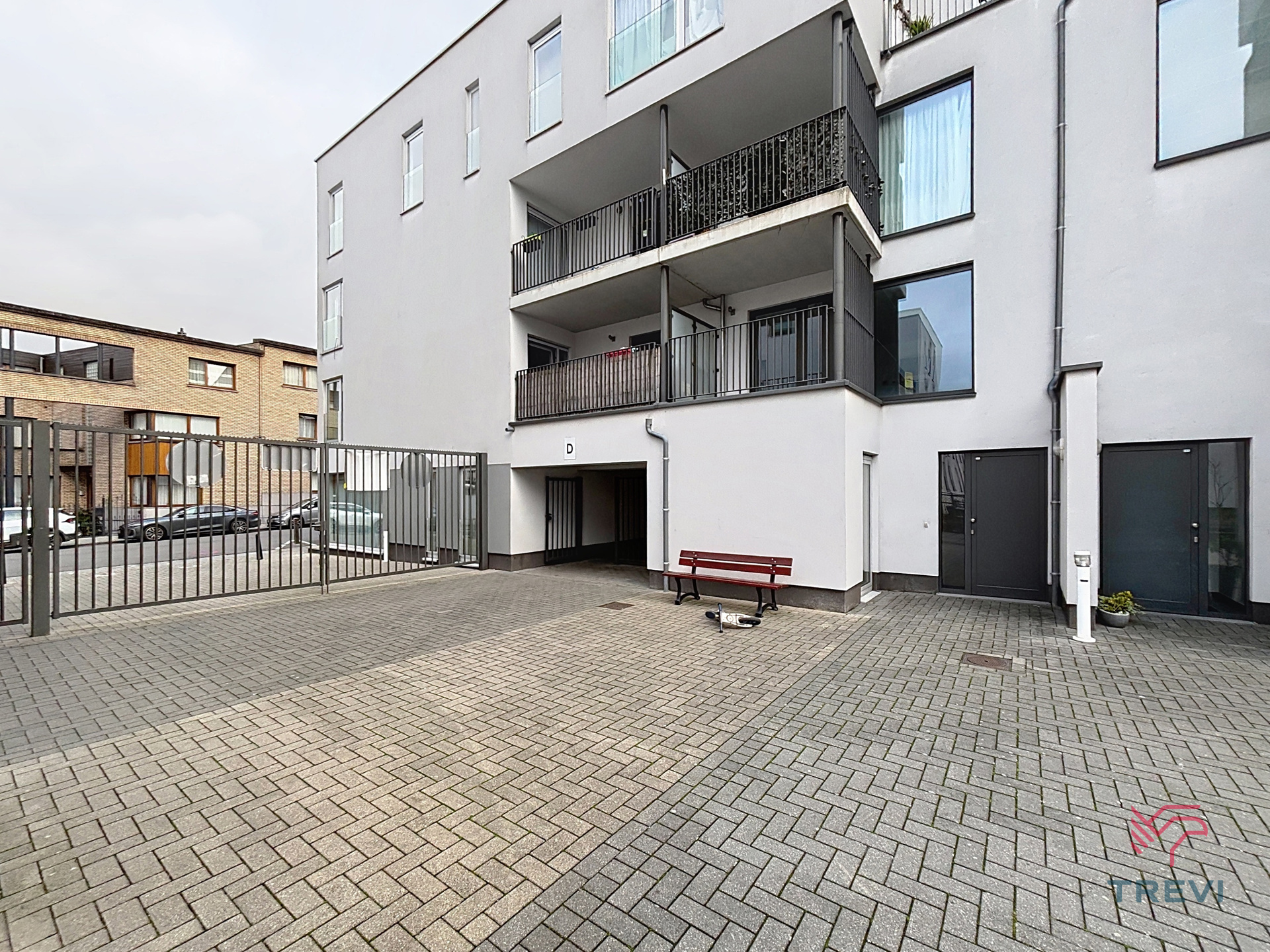 Apartment for rent in Schaerbeek with 1 bedroom - photo 1