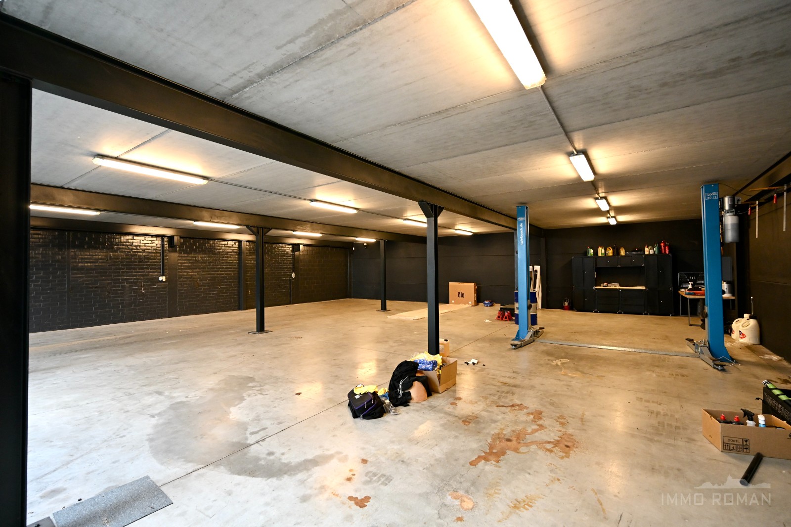 Magazijn te huur in het centrum van Berchem, Kluisbergen - foto 4