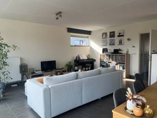 Op zoek naar een comfortabel en praktisch ingedeeld appartement? Dit lichtrijke appartement op de eerste verdieping in Lembeke biedt alles wat u...