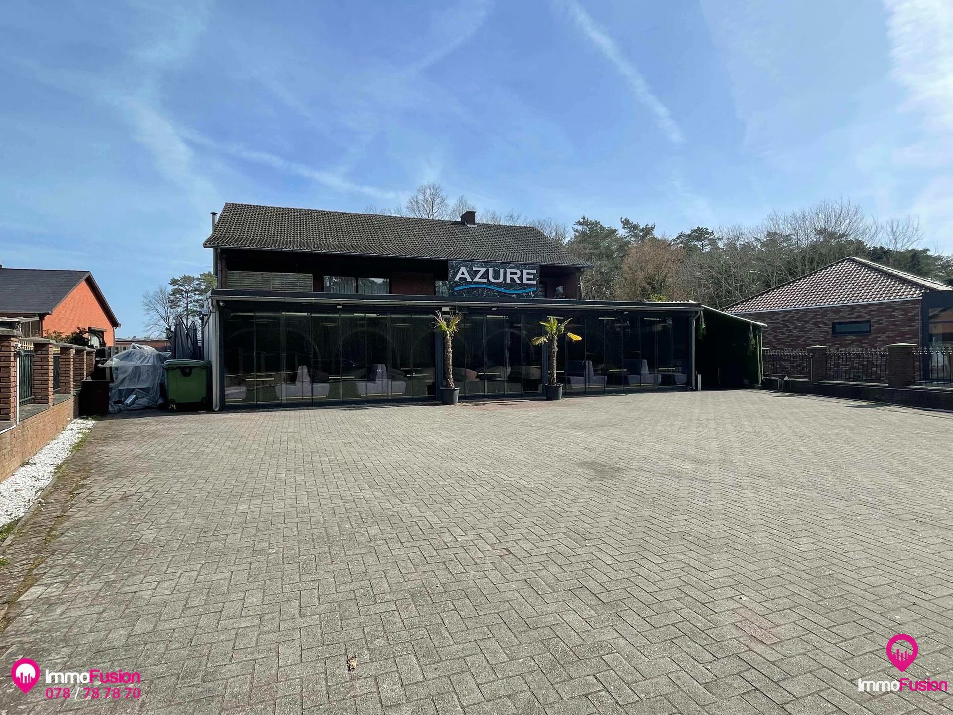 Riant handelspand met apart appartement + parking op toplocatie! - foto 3
