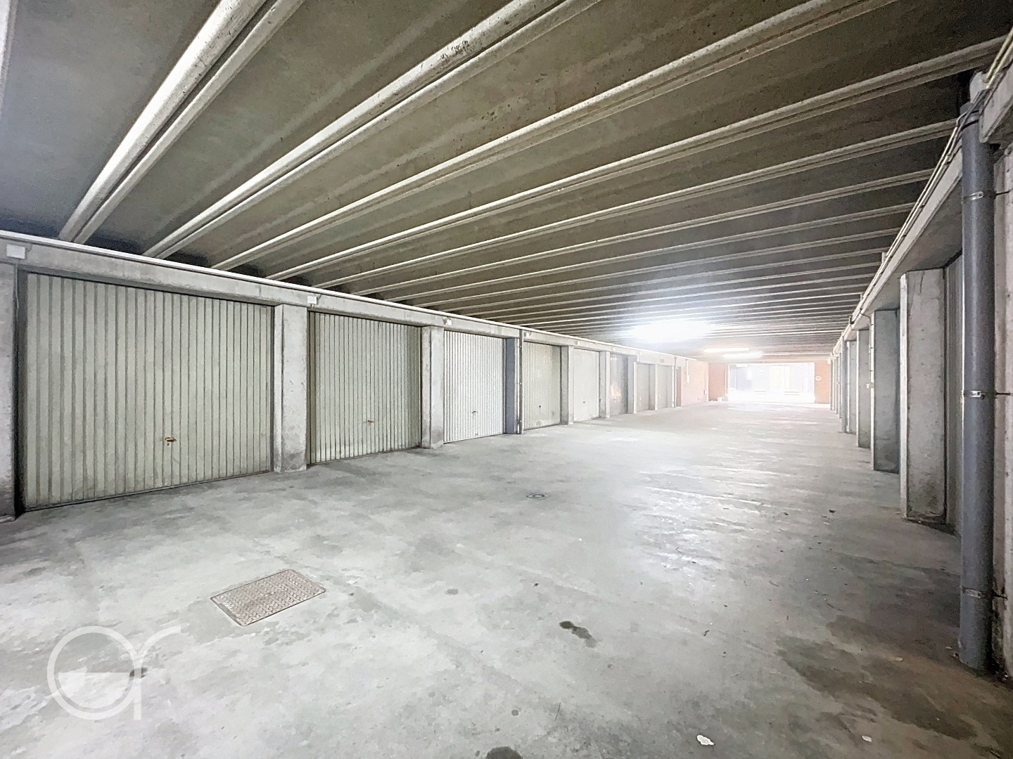 Gesloten garagebox in centrum van Deinze - foto 3