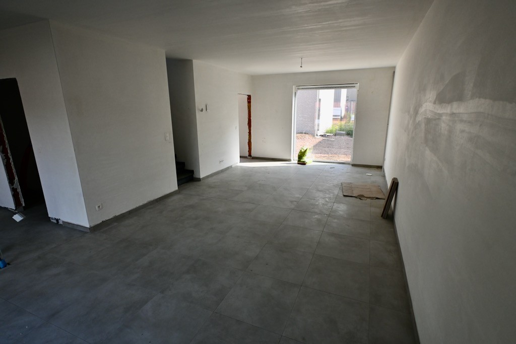 Nieuwbouwwoning in centrum Broechem met 3 slaapkamers ! - foto 2