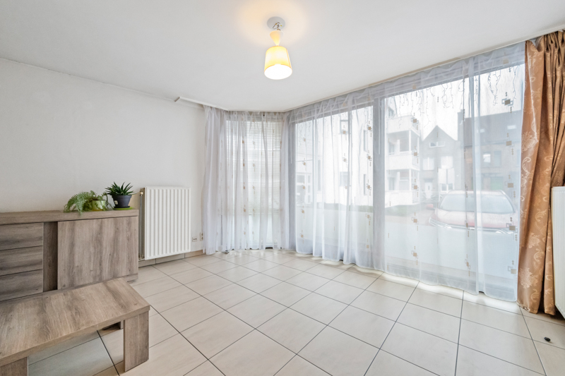 Roeselare : Instapklare hoek duplexappartement met 1 slaapkamer (kan opgesplitst worden ) met ruim terras nabij centrum + zolder - foto 5