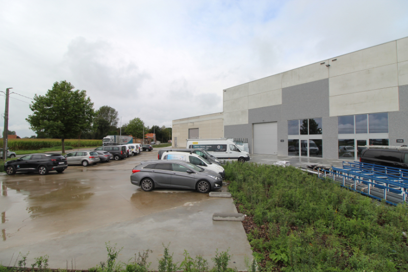 Nieuwbouw loods van 577m² te huur langs de Diksmuidsesteenweg te Hooglede/Roeselare - foto 2