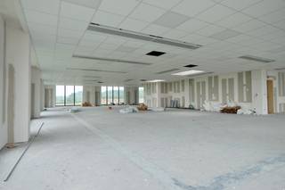 In dit volledig nieuwe bedrijfsgebouw op het bedrijventerrein te Brustem wordt een kantoorruimte te huur aangeboden op de tweede verdieping...