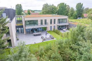 Nieuwbouw assistentiewoning op de 1e verdieping van Residentie 'De Veiling'.Gelegen nabij het centrum van Hoogstraten en op enkele minuutjes van de...