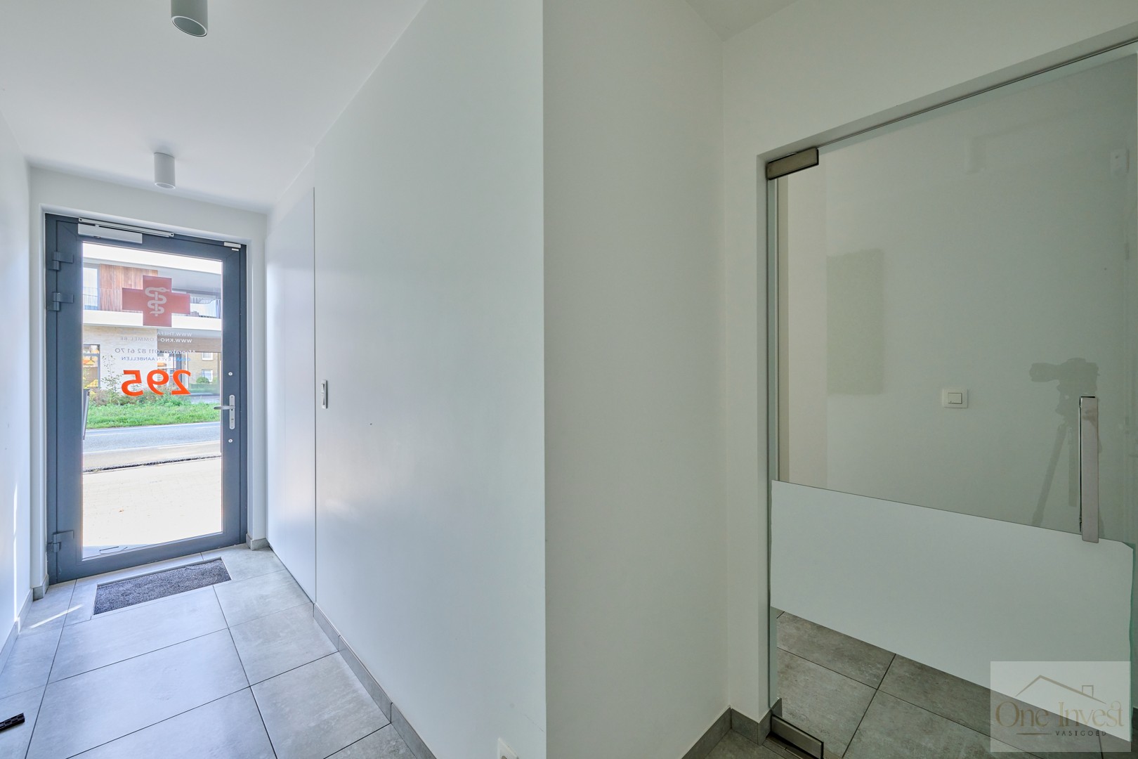 ruime woning met 3 slaapkamers, tuin en carport - foto 5