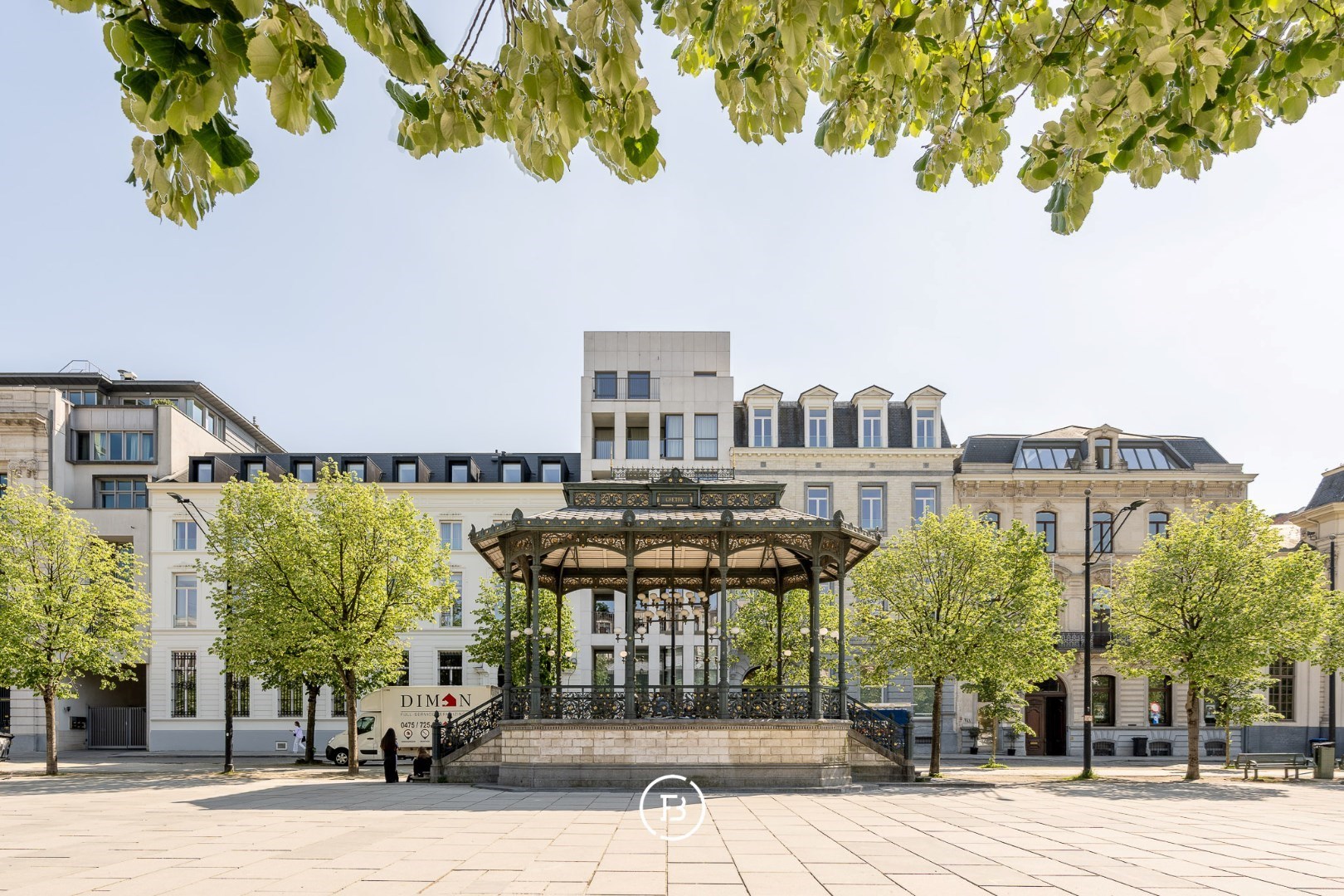 High-end appartement met terras gelegen op de Kouter - foto 2