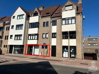 Commercial à vendre à Maaseik