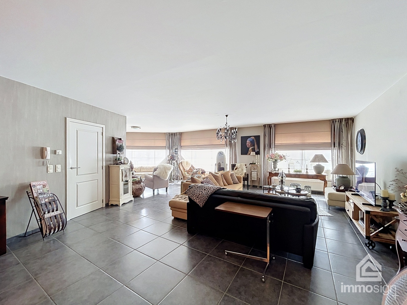 Instapklaar ruim gelijkvloers appartement met gezellige stadstuin en autostaanplaats in hartje Hamont-Achel! - foto 5
