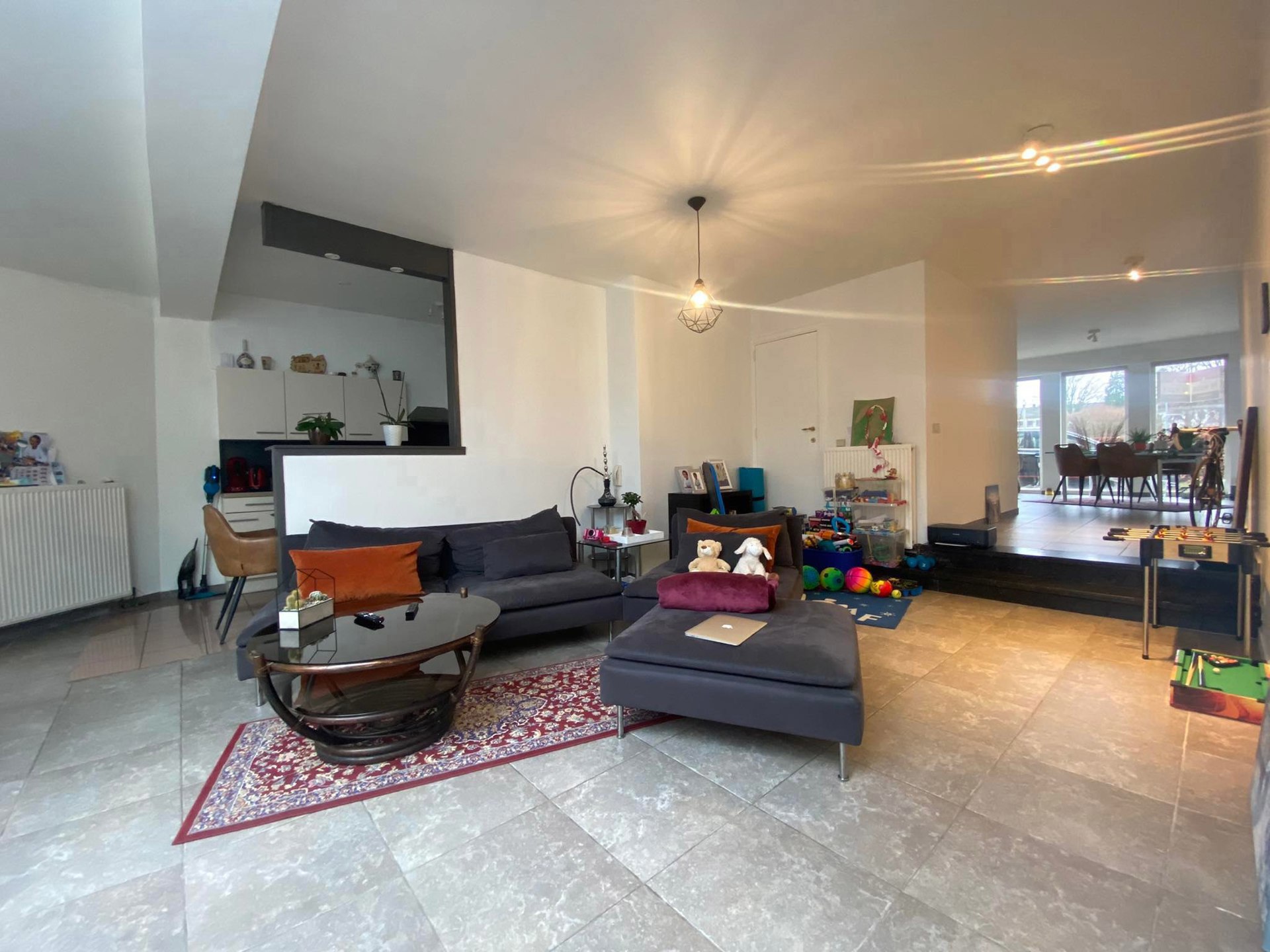 Gelijkvloers 2-slaapkamer appartement met terras te Mol. - foto 5