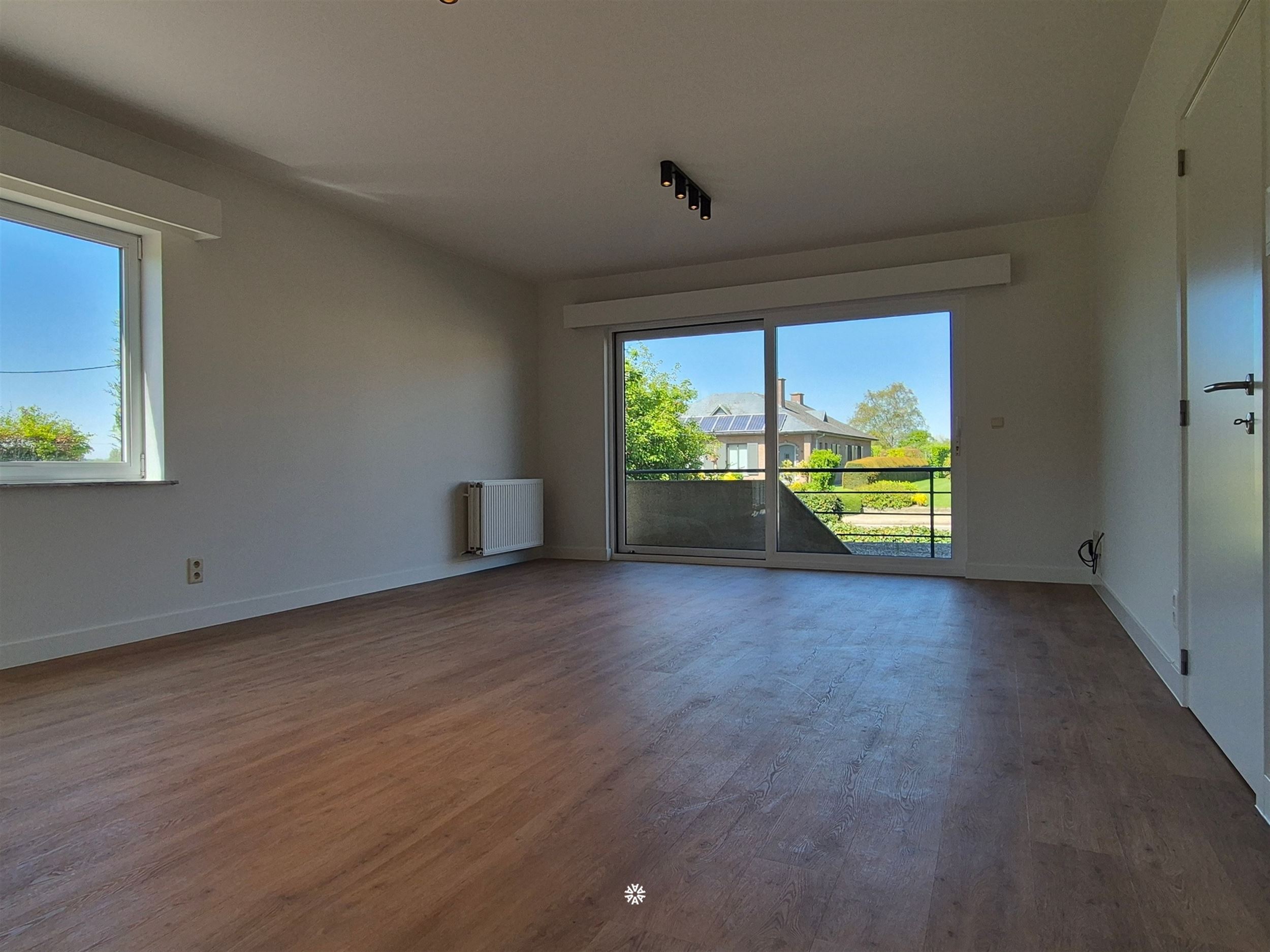 Apartment for rent in Nieuwkerken-Waas with 2 bedrooms - photo 4