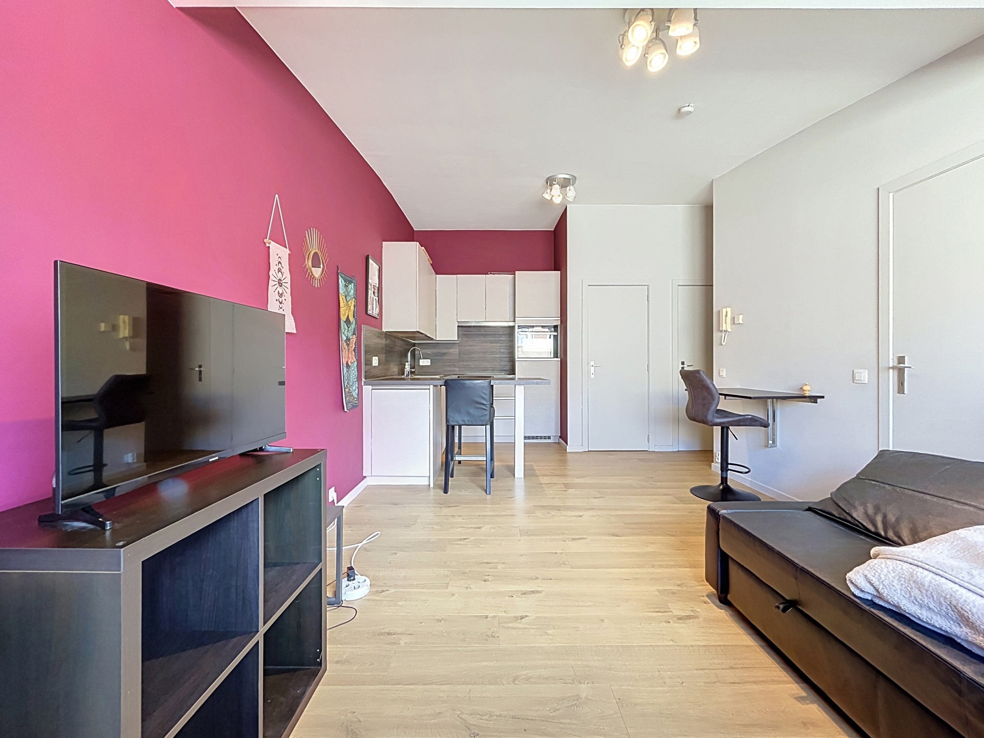 Ruim appartement gelegen in het centrum van Gent - foto 4