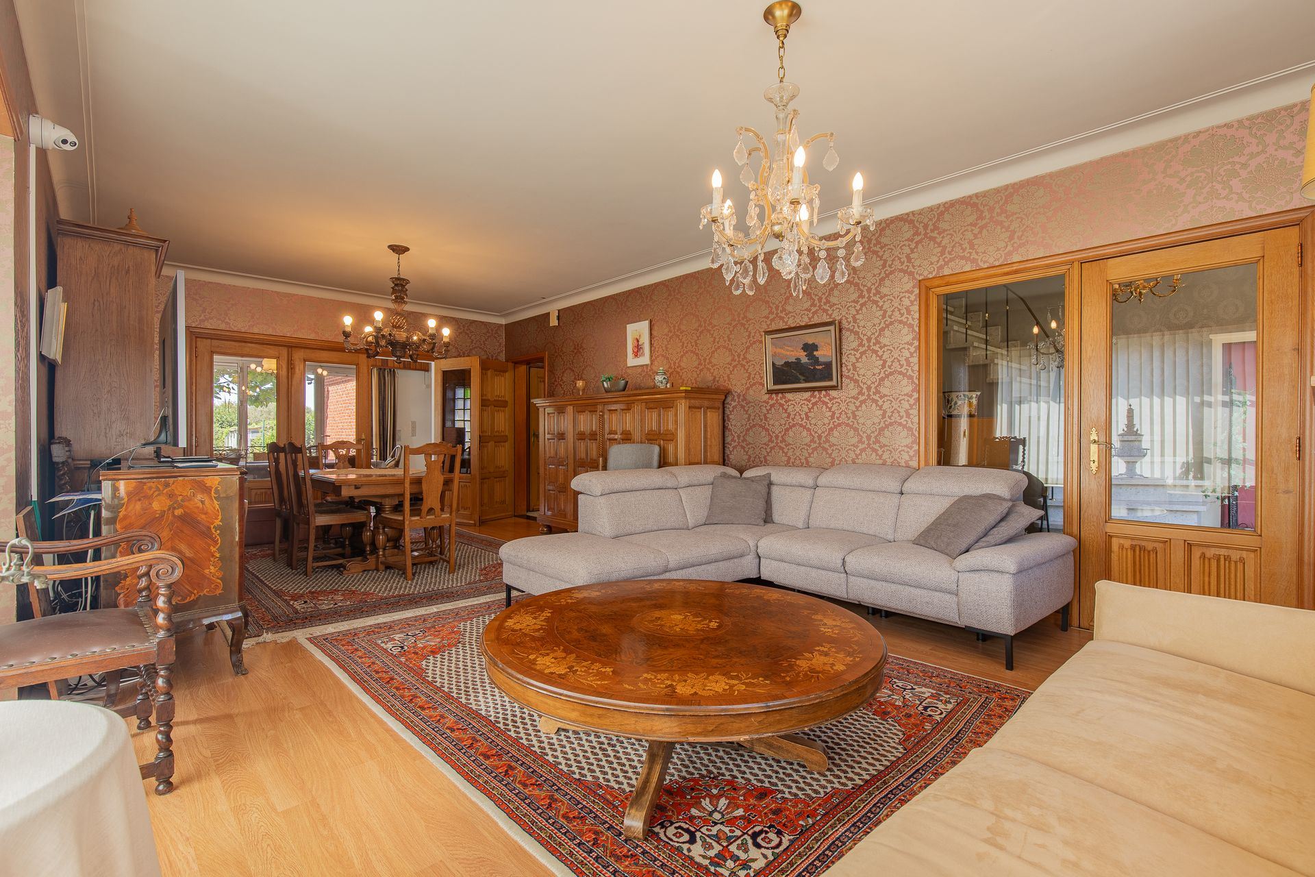 Open bebouwing met 3 slaapkamers en grote tuin - foto 4