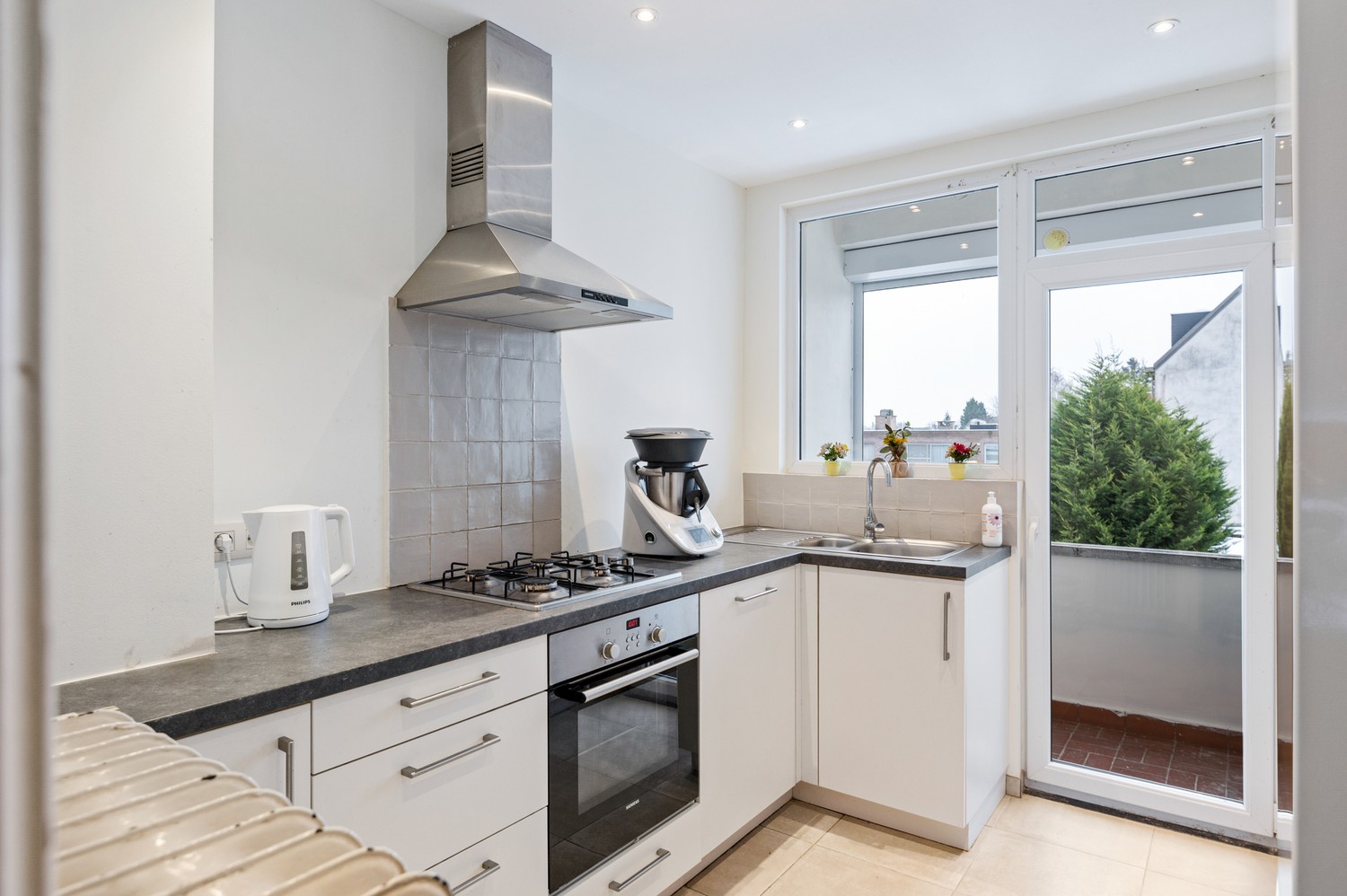 Appartement met 2 slaapkamers & garagebox op toplocatie te Lier - foto 3