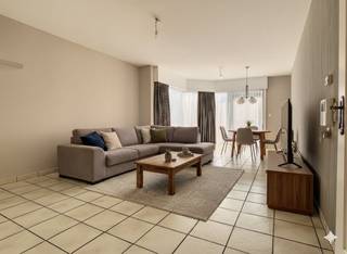The quickest way to visit this apartment? Request your visit via the red button on our website (www.dewaele.com) and you will be contacted by one...