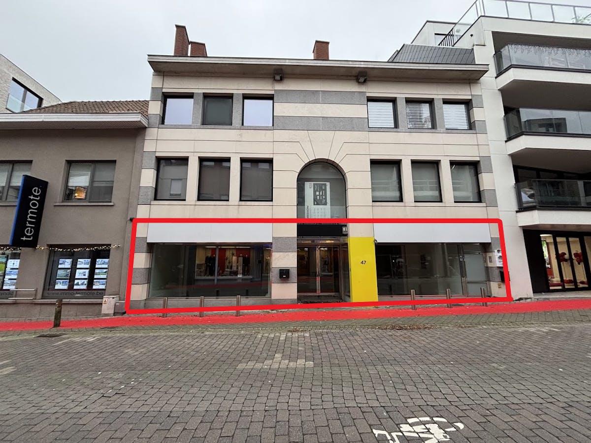 Handelspand van ca. 230 m² te huur in Waregem - foto 1