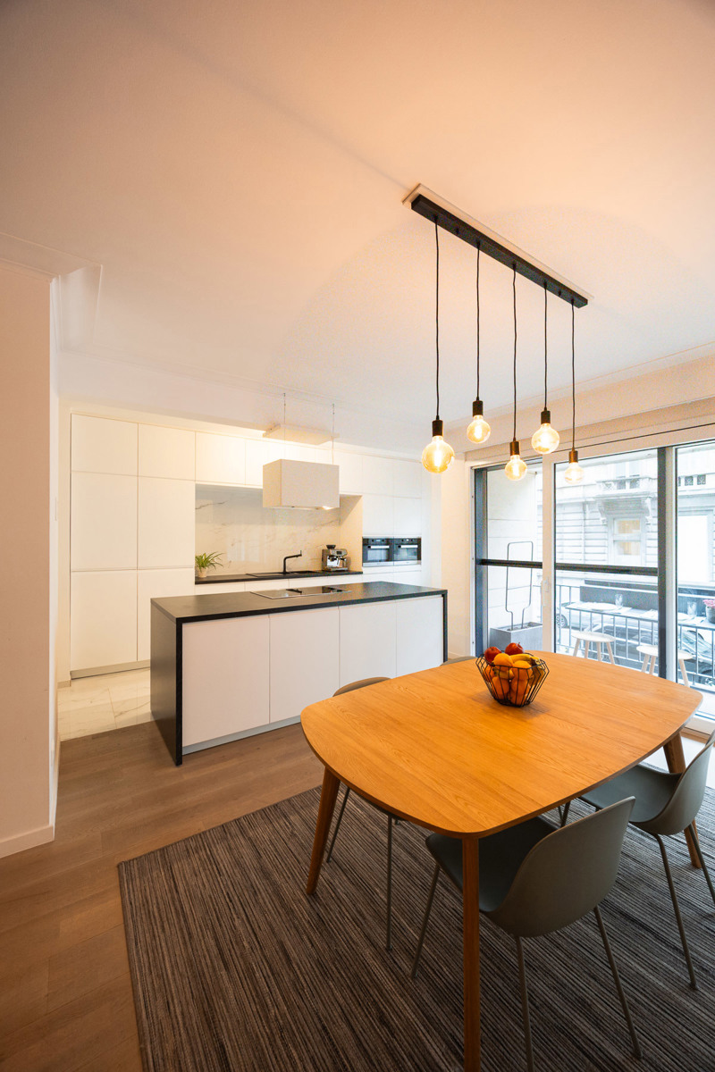 Lichtrijk en energiezuinig appartement met terras - foto 4