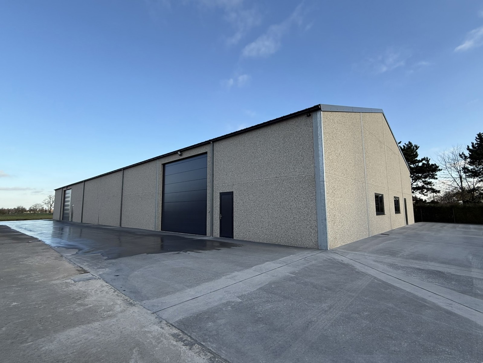 Nieuwe opslagruimte van 940m² te huur in Lichtervelde - foto 1
