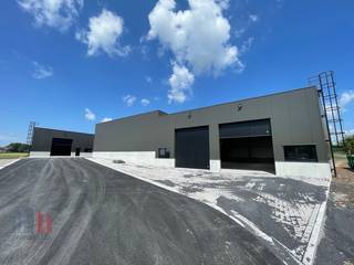 Deze nieuwe KMO-unit van +/- 169 m² maakt deel uit van het nieuwbouw state-of-the-art bedrijvenpark ''MG PARK ARSELA'' bestaande uit 12 KMO-units. De...