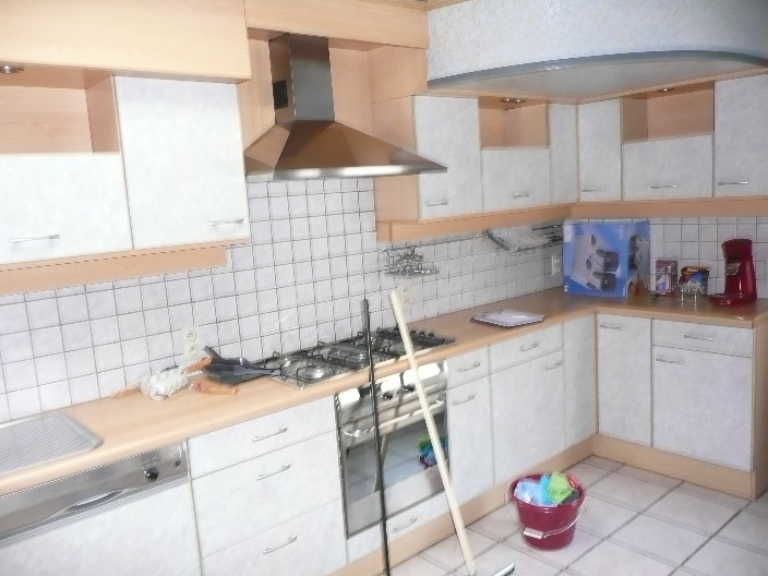 Woning met 4 slaapkamers en tuin. - foto 3