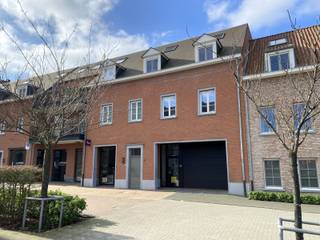 Duplex-appartement met ruim zonneterras in residentie ‘Sint-Joris’ – centrum BrechtIn de stijlvolle 'Residentie Sint-Joris' bevindt zich dit prachtig...
