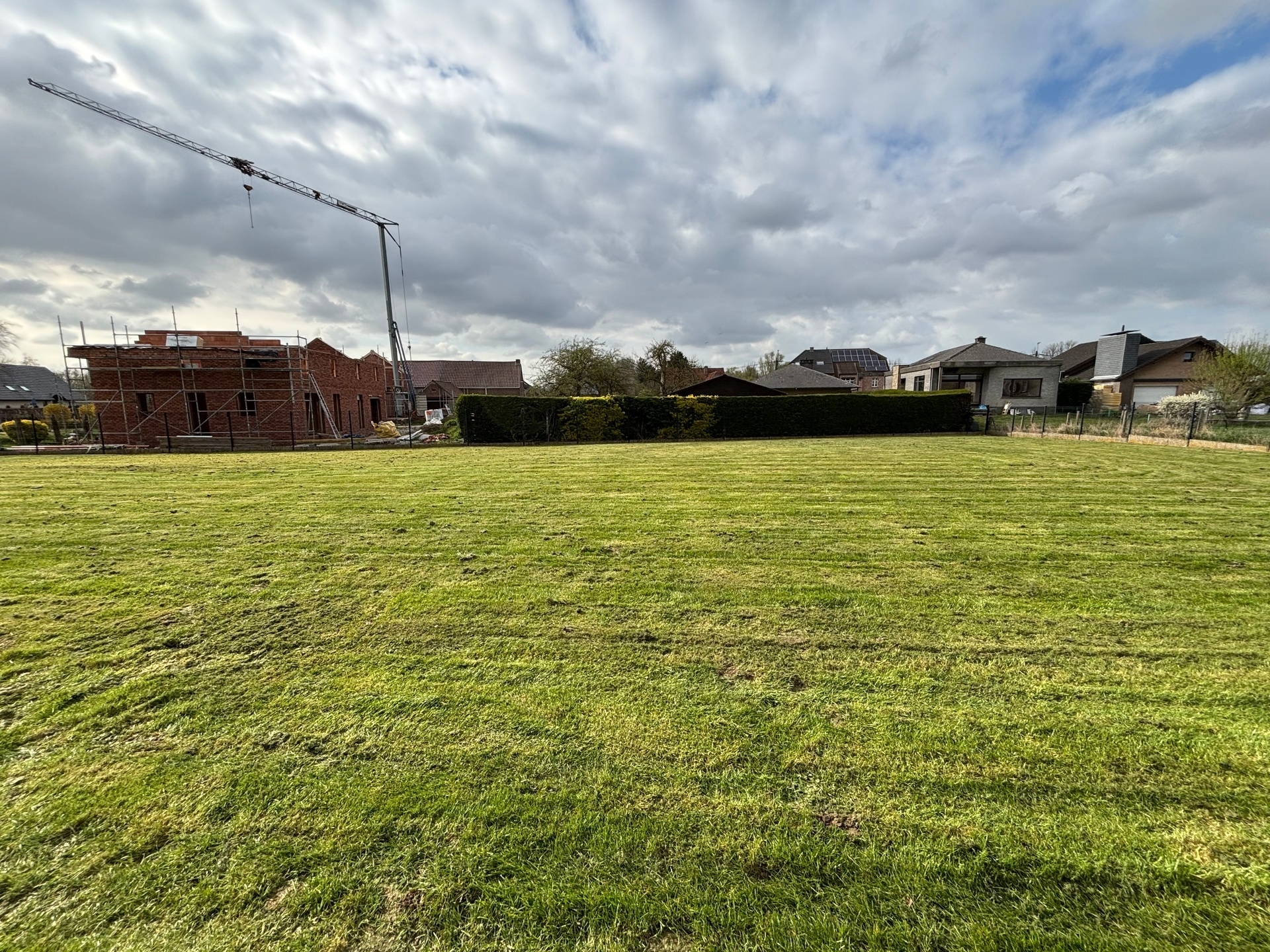 Ruime villa in een rustige omgeving met een grote tuin  - foto 2