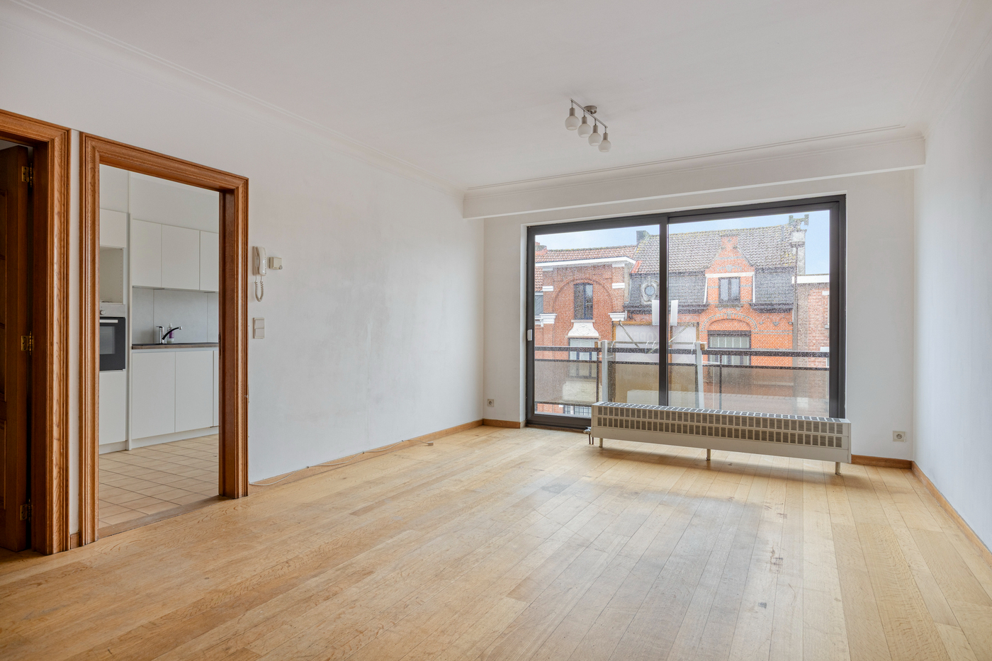 Verzorgd appartement met 2 slaapkamers, terras en garage - foto 3