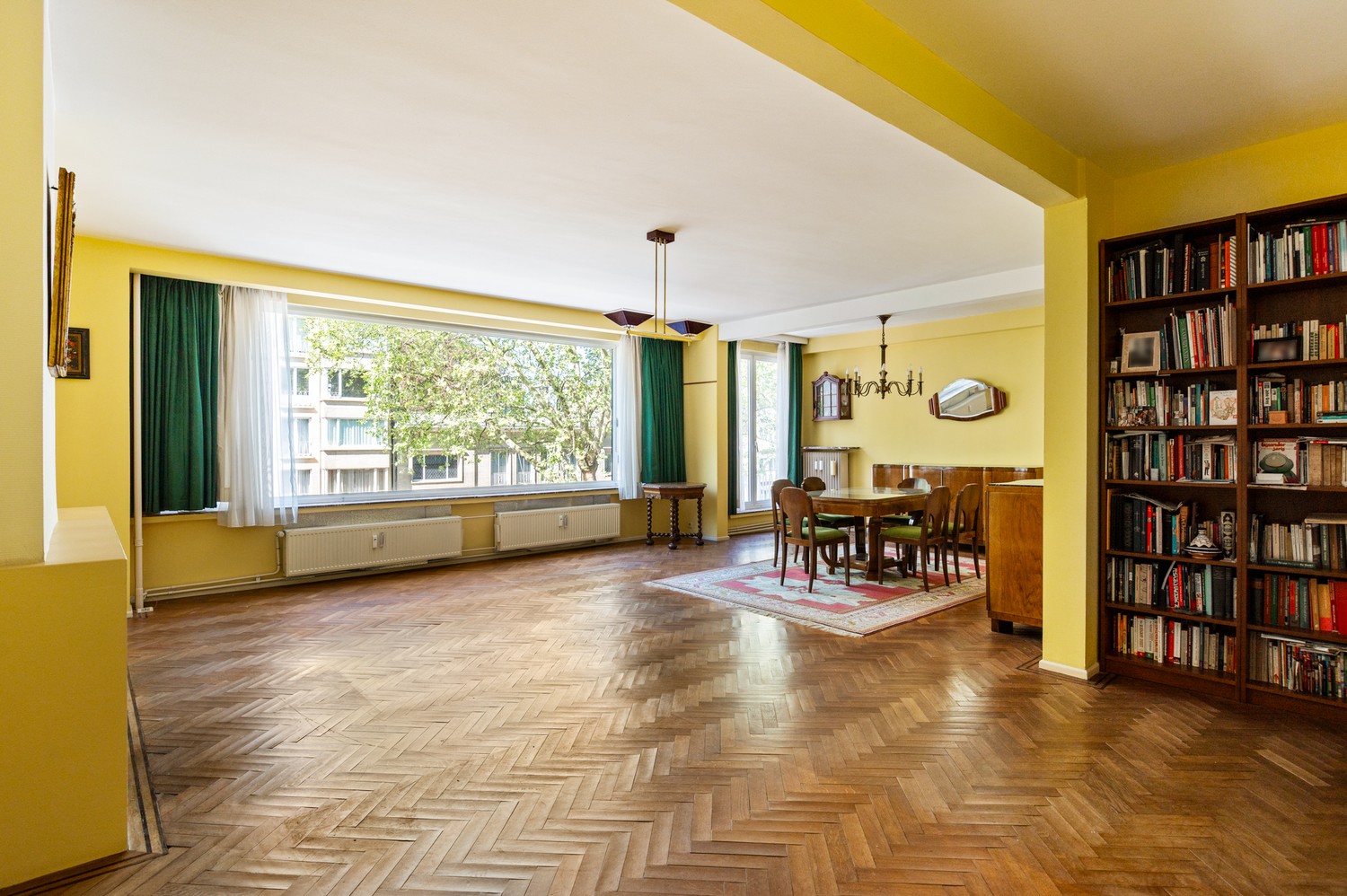 Appartement met 2 à 3 slaapkamers, terras en staanplaats te Antwerpen - foto 4