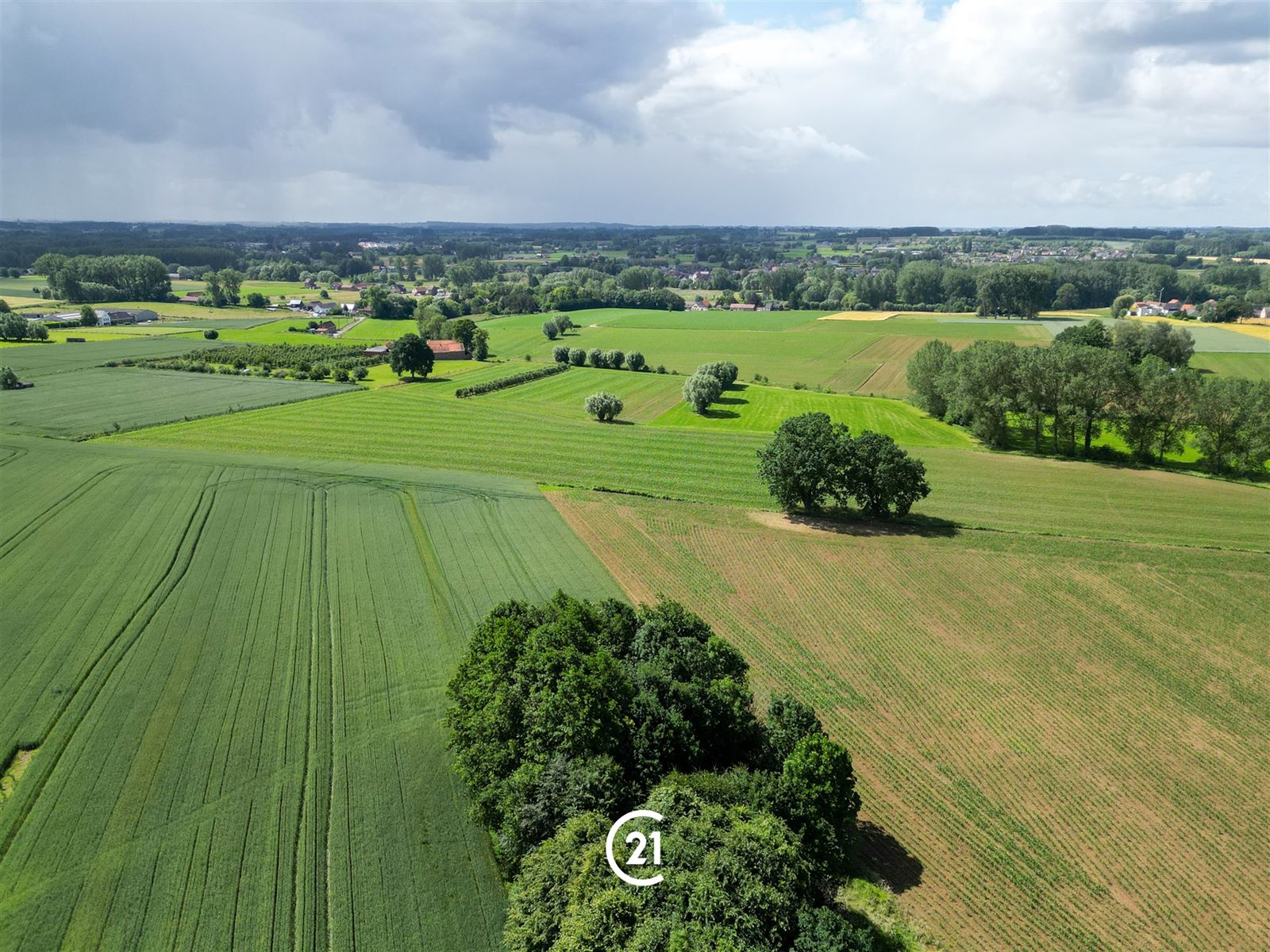 Prachtig gelegen bouwgrond voor open bebouwing op 12are58 - foto 3