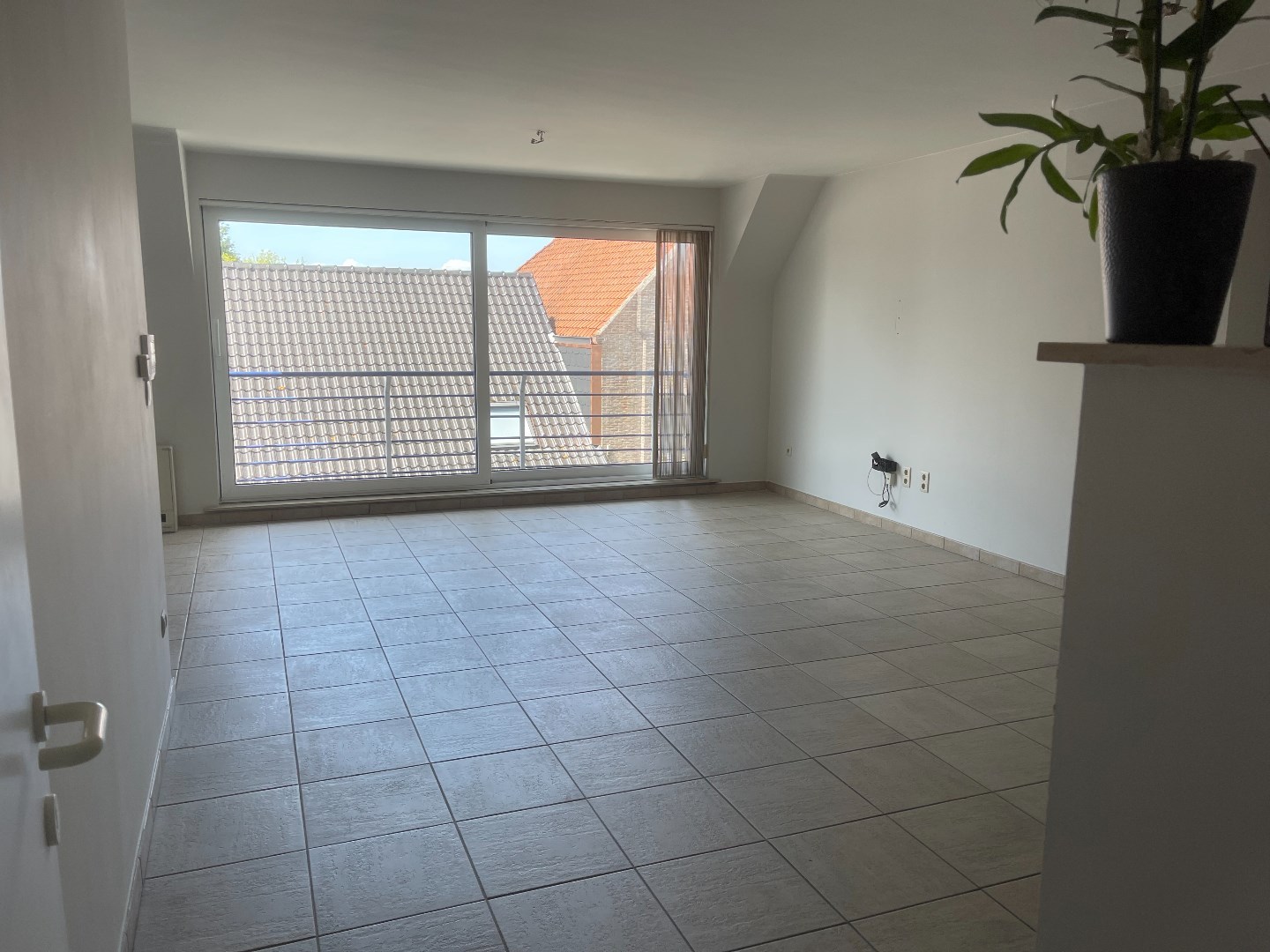 Appartement (2de verdieping) met twee slaapkamers en garage in het centrum van Sleidinge - foto 4