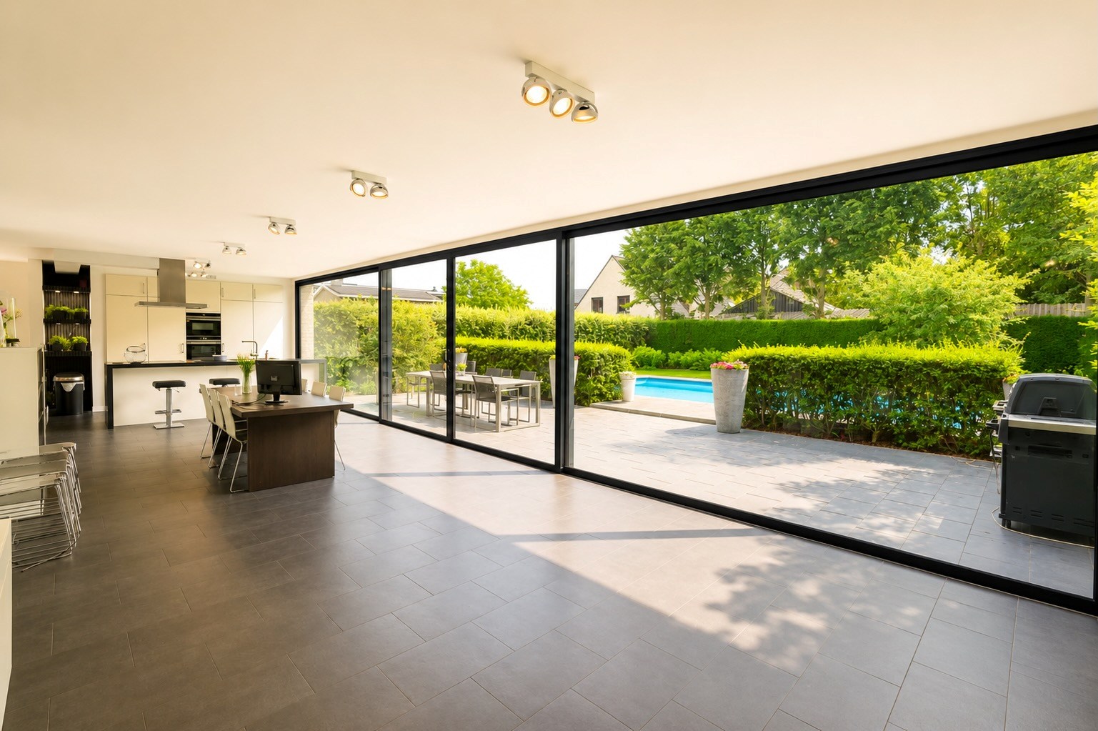 Instapklare open bebouwing met verwarmd zwembad op toplocatie in Sleidinge - foto 4