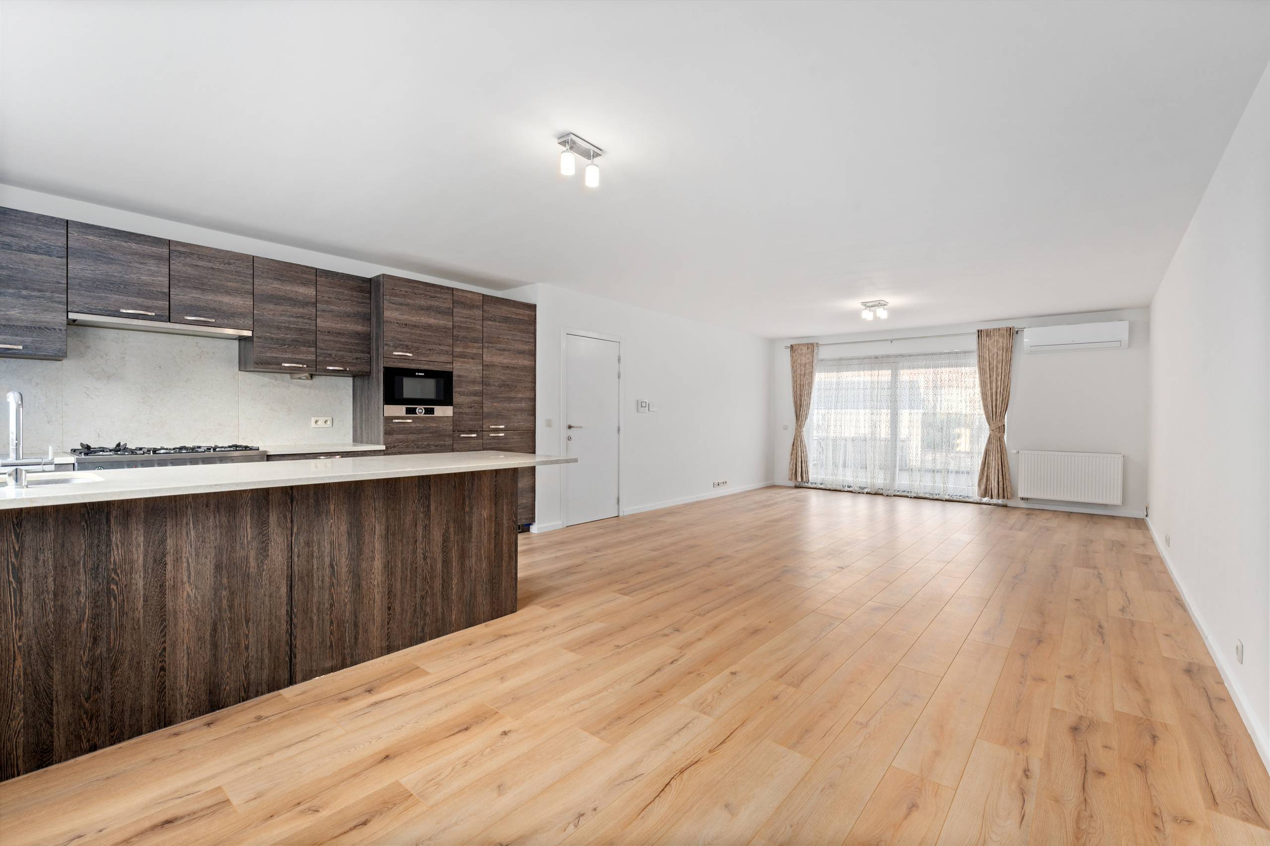 Instapklaar gelijkvloers appartement in het centrum - foto 3