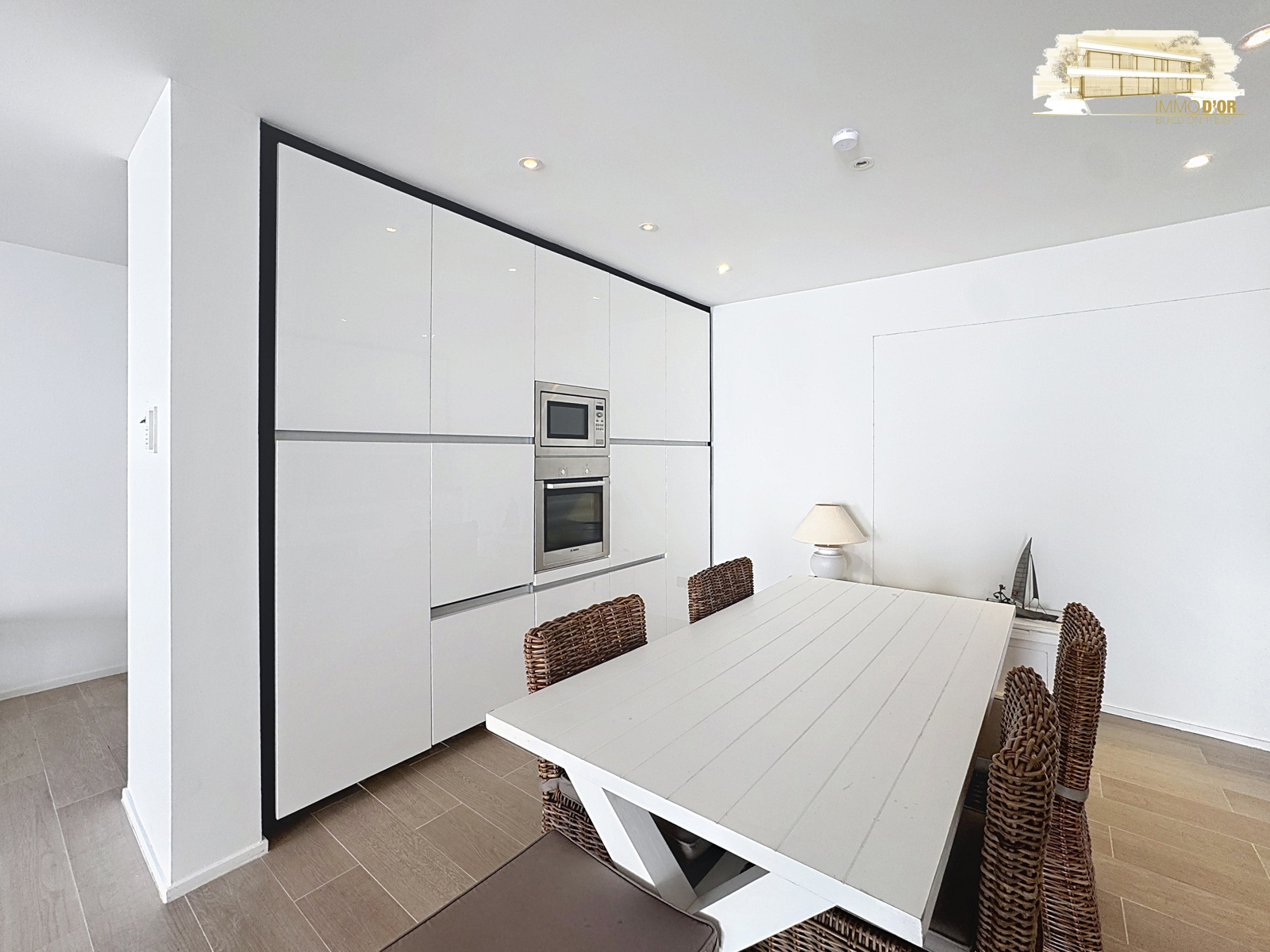 Gerenoveerd energiezuinig appartement met groot terras! - foto 4