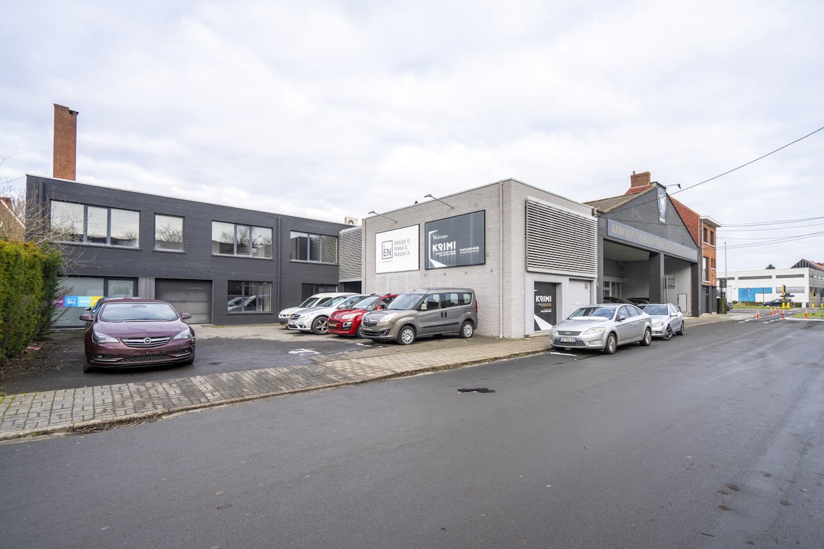 Office building for sale in Kortrijk - photo 1