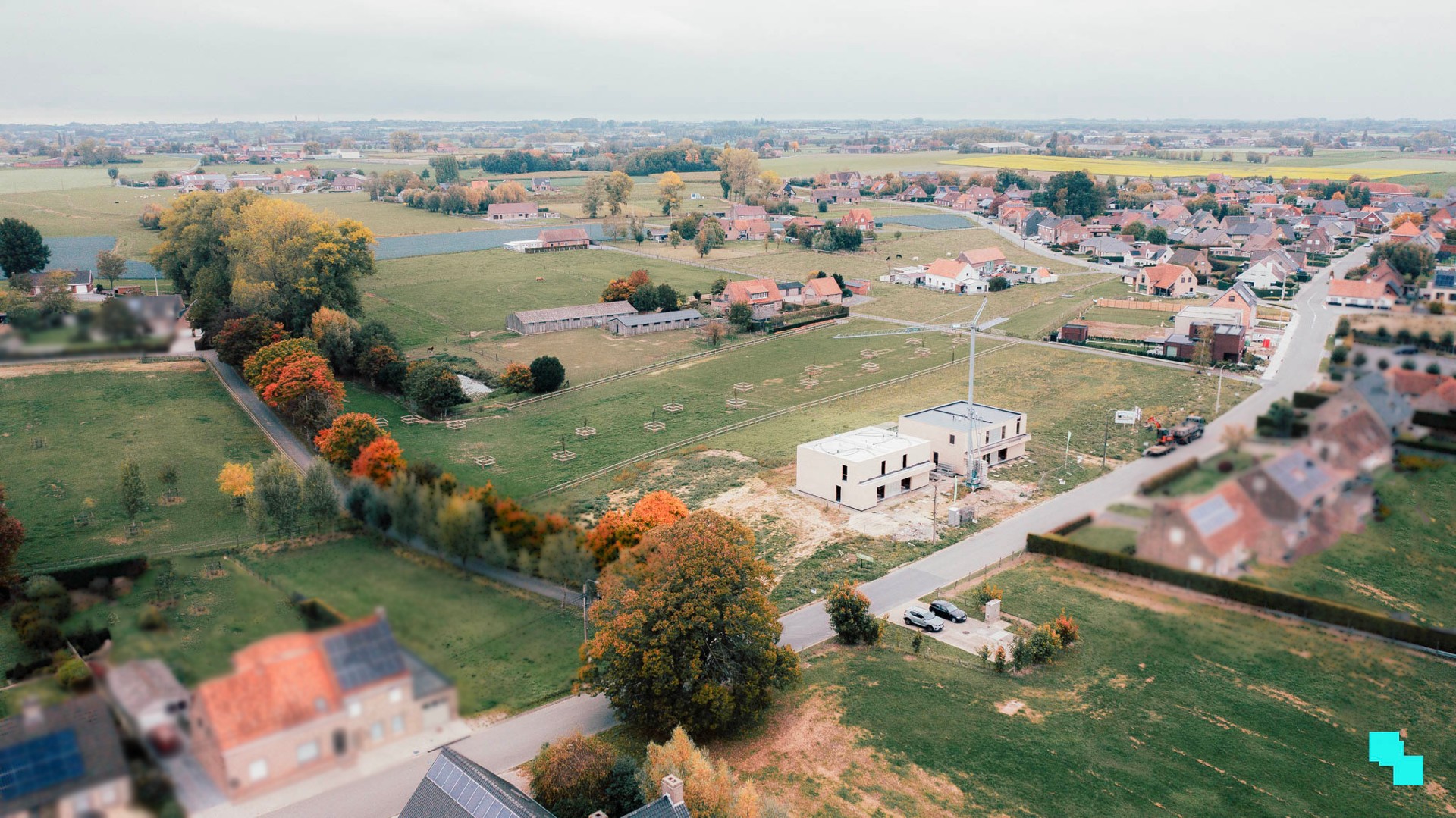 Halfopen nieuwbouwwoning met landelijke verzichten - photo 3