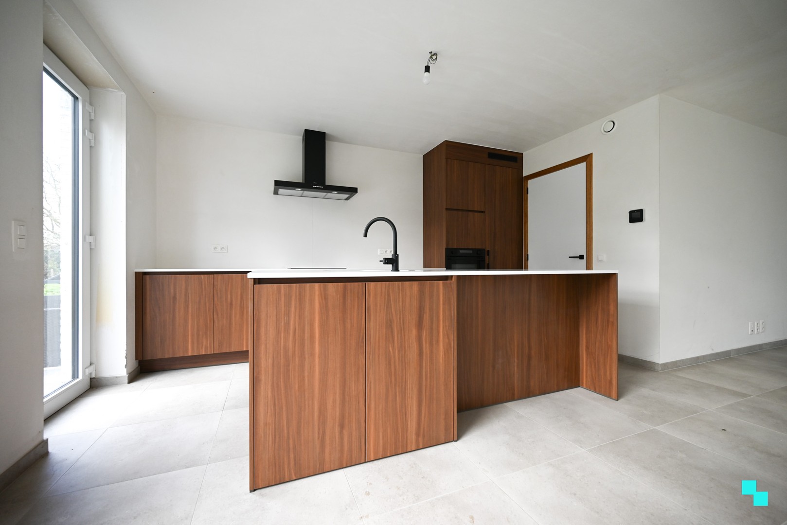 Aantrekkelijke HOB met vier slaapkamers in rustige nieuwe verkaveling - photo 4