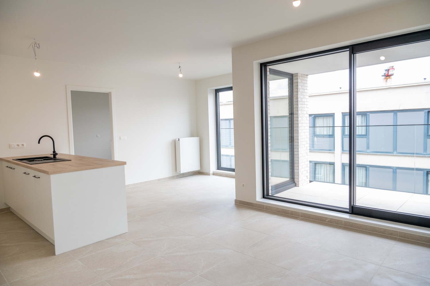 Instapklaar appartement op 100m van het strand - foto 1