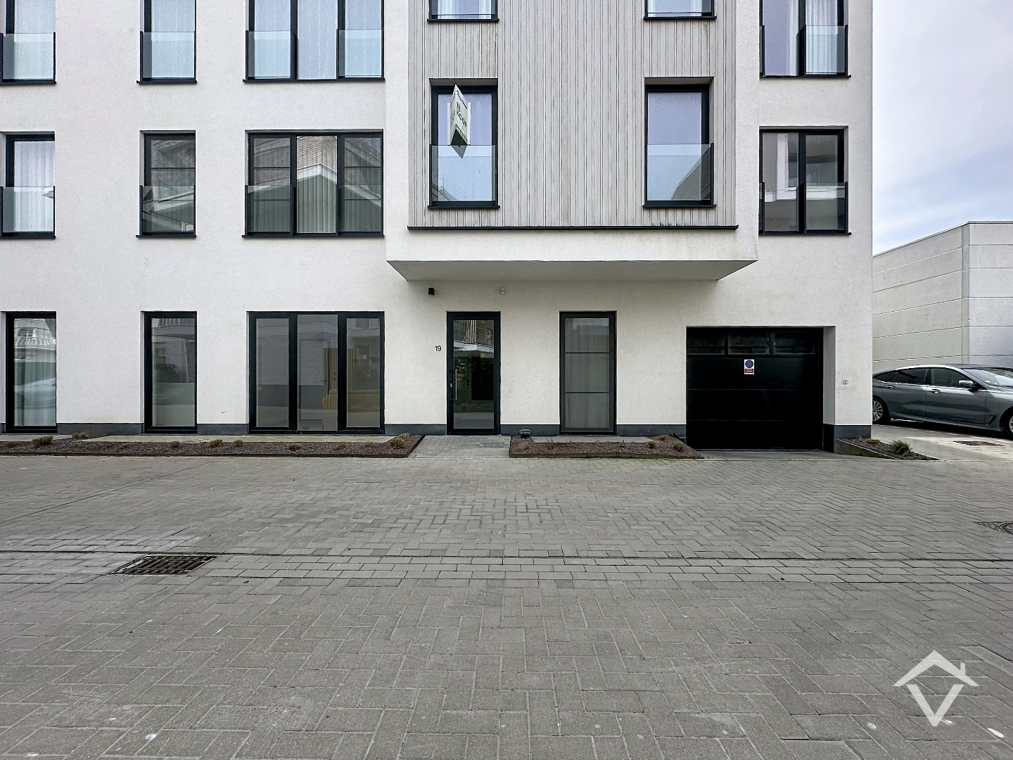 Wonen nabij jachthaven en zee - ruim appartement met terras en drie slaapkamers - foto 1